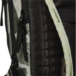 Fox Racing 10L Utility Camo Hydration Pack 10 Fox Racing 10L Utility Camo Hydration Pack -Fox Racing 260 28407 031 OS B